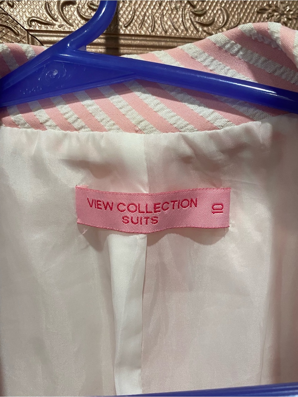 Pink Striped blazer - Picture 3 of 4
